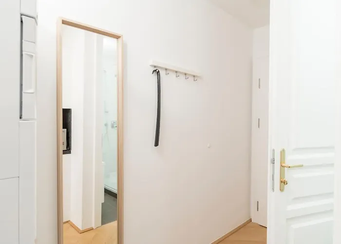 Heart Of Ottakring Apartment